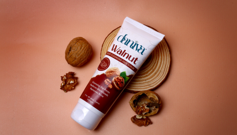 Walnut Deep Cleaning Face Scrub