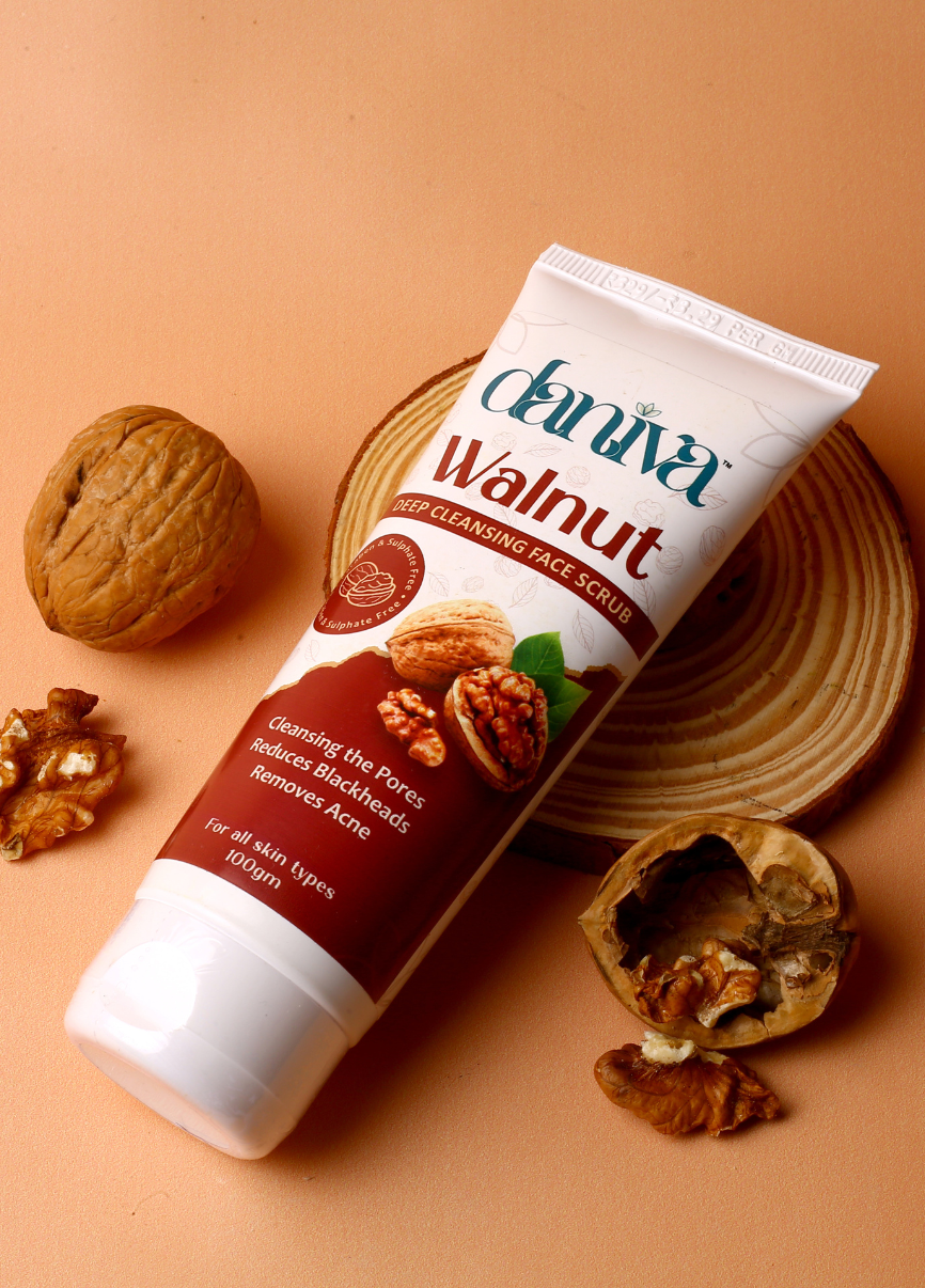 Walnut Deep Cleansing face scrub